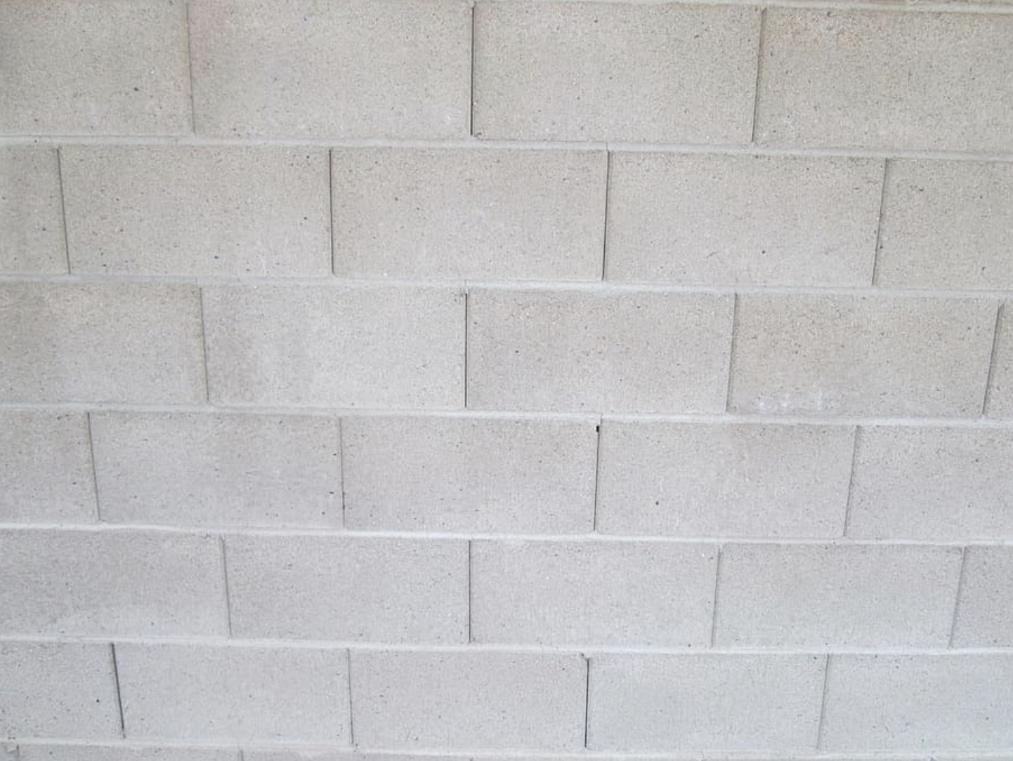 A picture of block wall in Aliso Viejo.